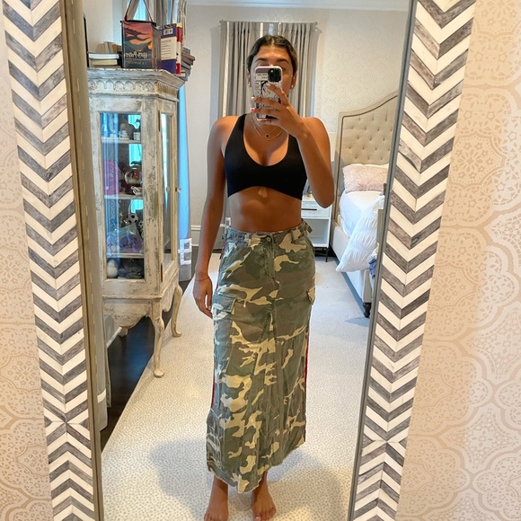 NEVER WORN W TAGS. Army maxi skirt, red detail, XS - Picture 2 of 4